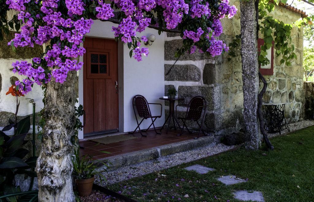 1720 Quinta Da Cancela - Winery & Farmhouse Гимарайнш Номер фото